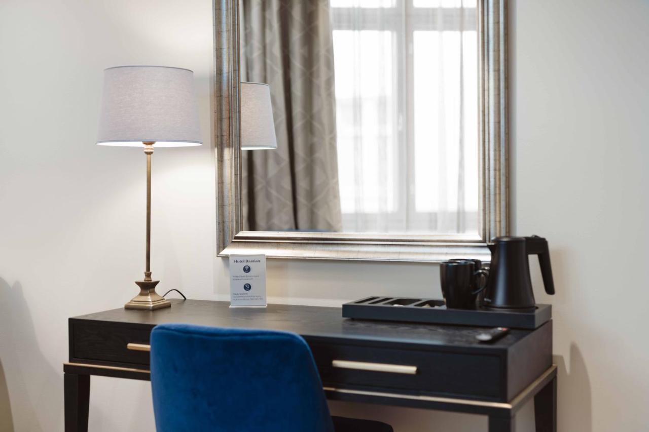 Hotel Bastian Helsinki Bagian luar foto