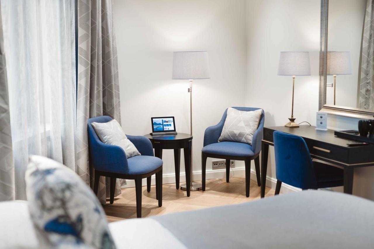 Hotel Bastian Helsinki Bagian luar foto