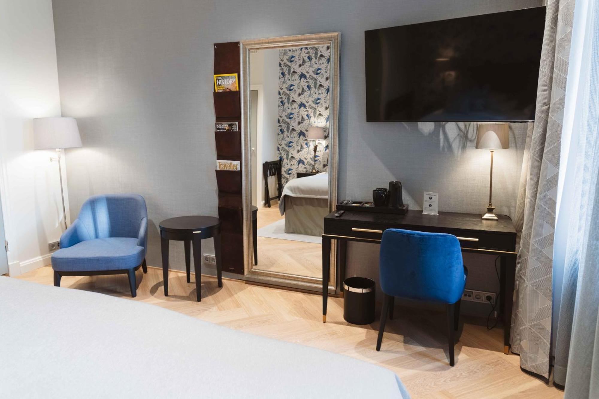 Hotel Bastian Helsinki Bagian luar foto