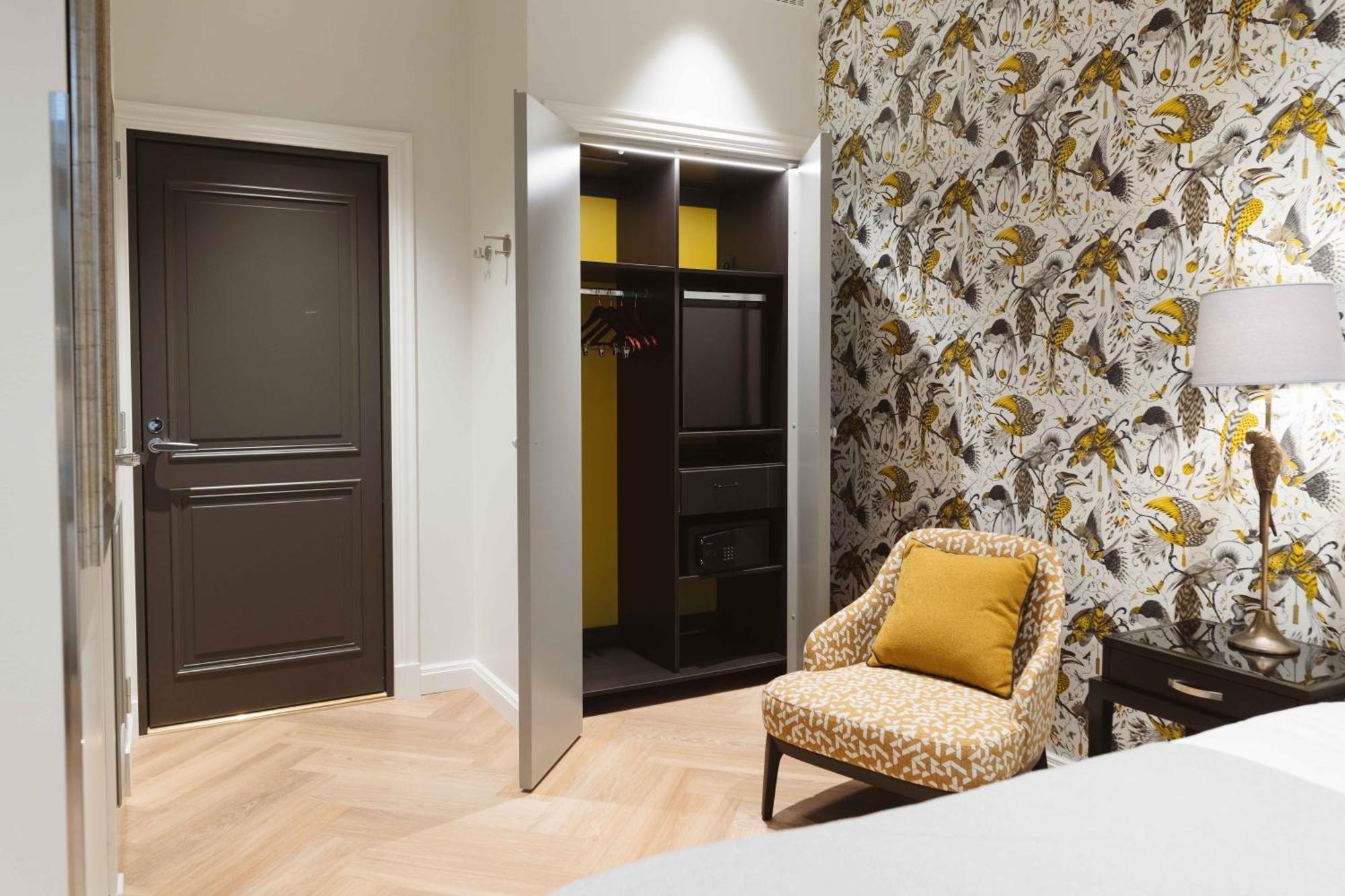 Hotel Bastian Helsinki Bagian luar foto