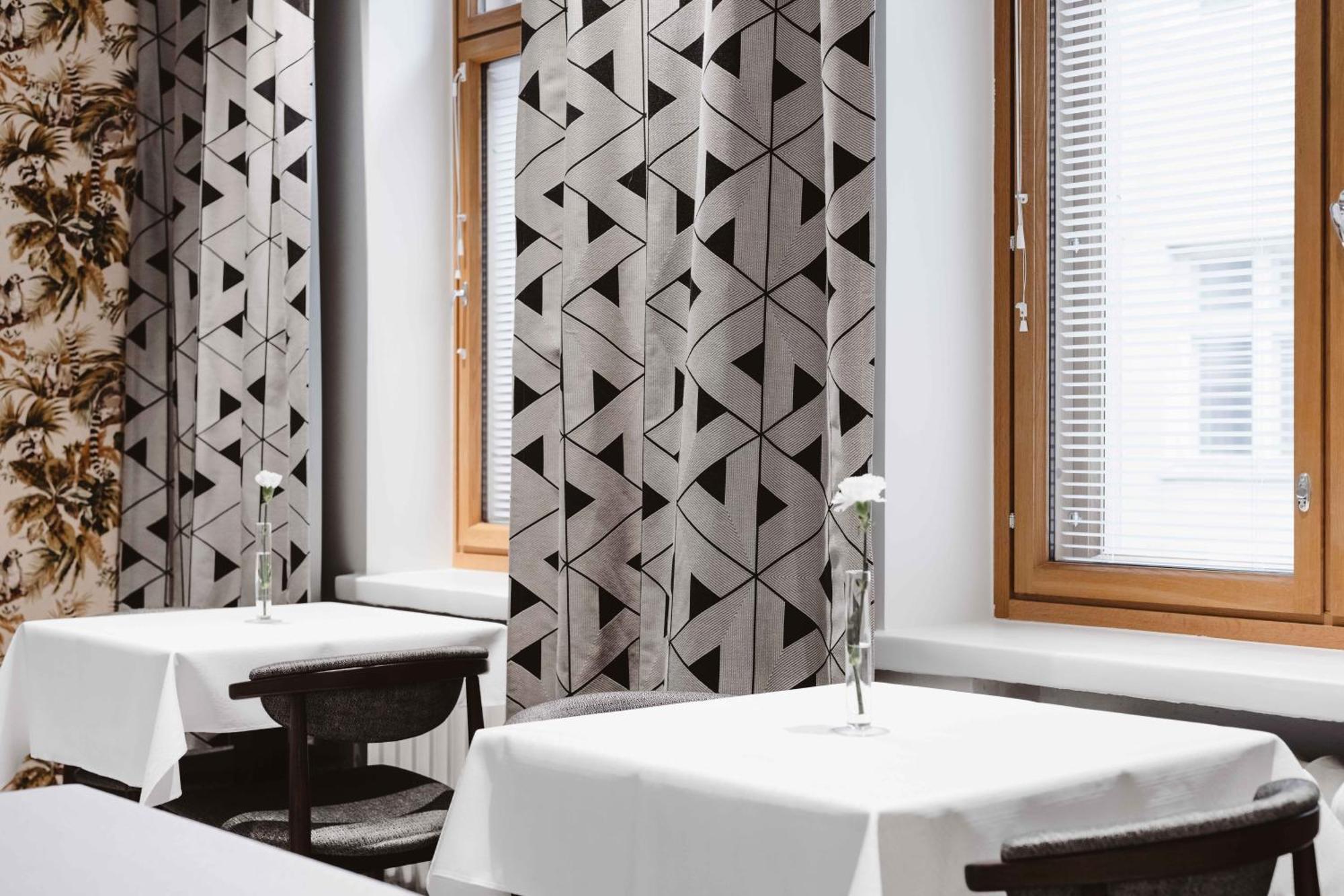 Hotel Bastian Helsinki Bagian luar foto