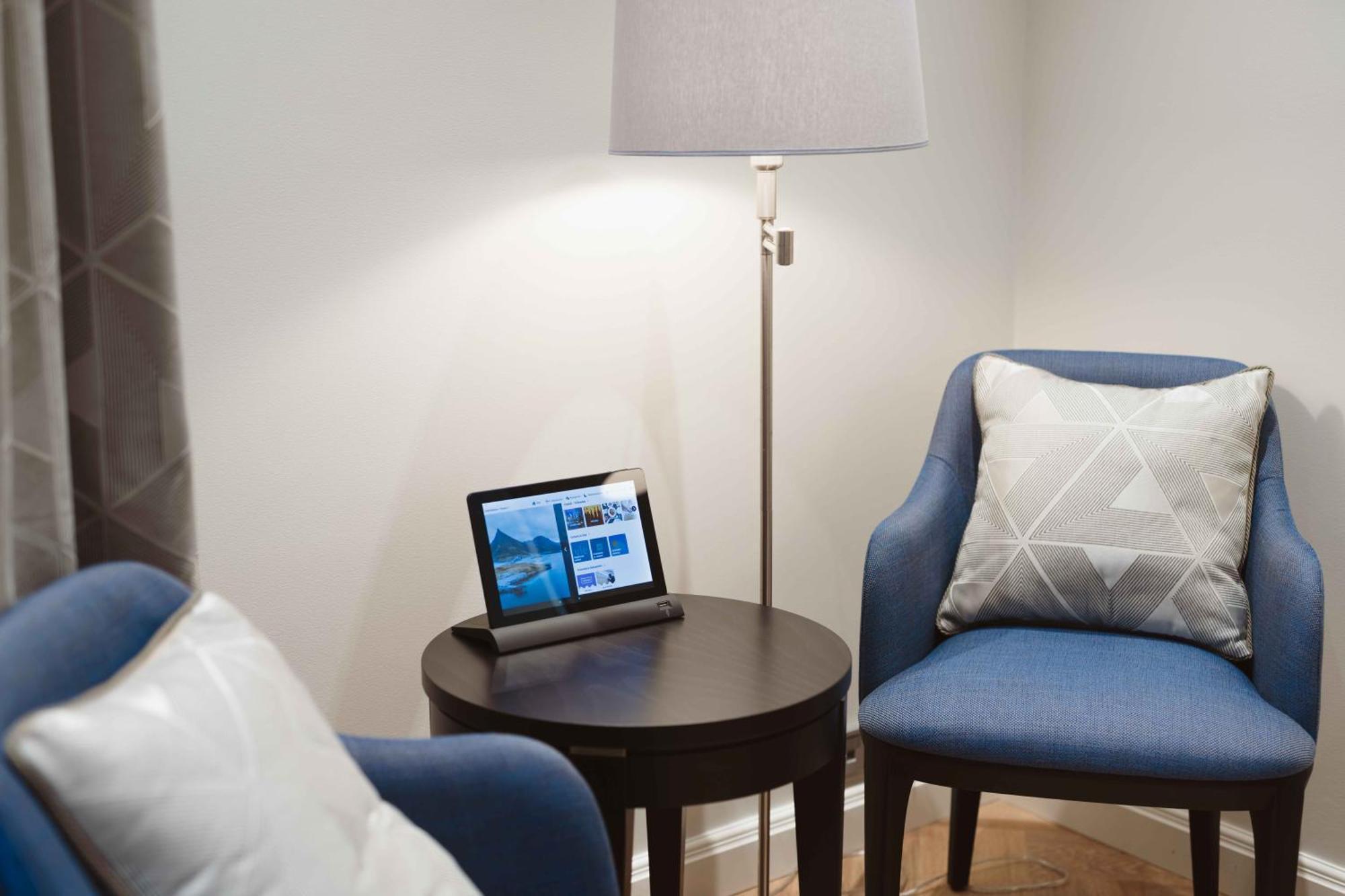Hotel Bastian Helsinki Bagian luar foto